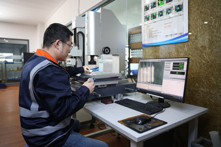 关于我们员工图片 (4).jpg